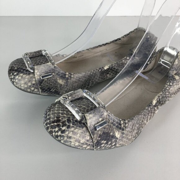 Stuart Weitzman Gray Snake Embossed Leather Scrunch Ballet Flats  7 1/2 M - Picture 2 of 10